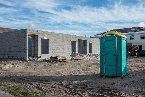 Best Portable restroom trailer rental  in Bloomfield, MO